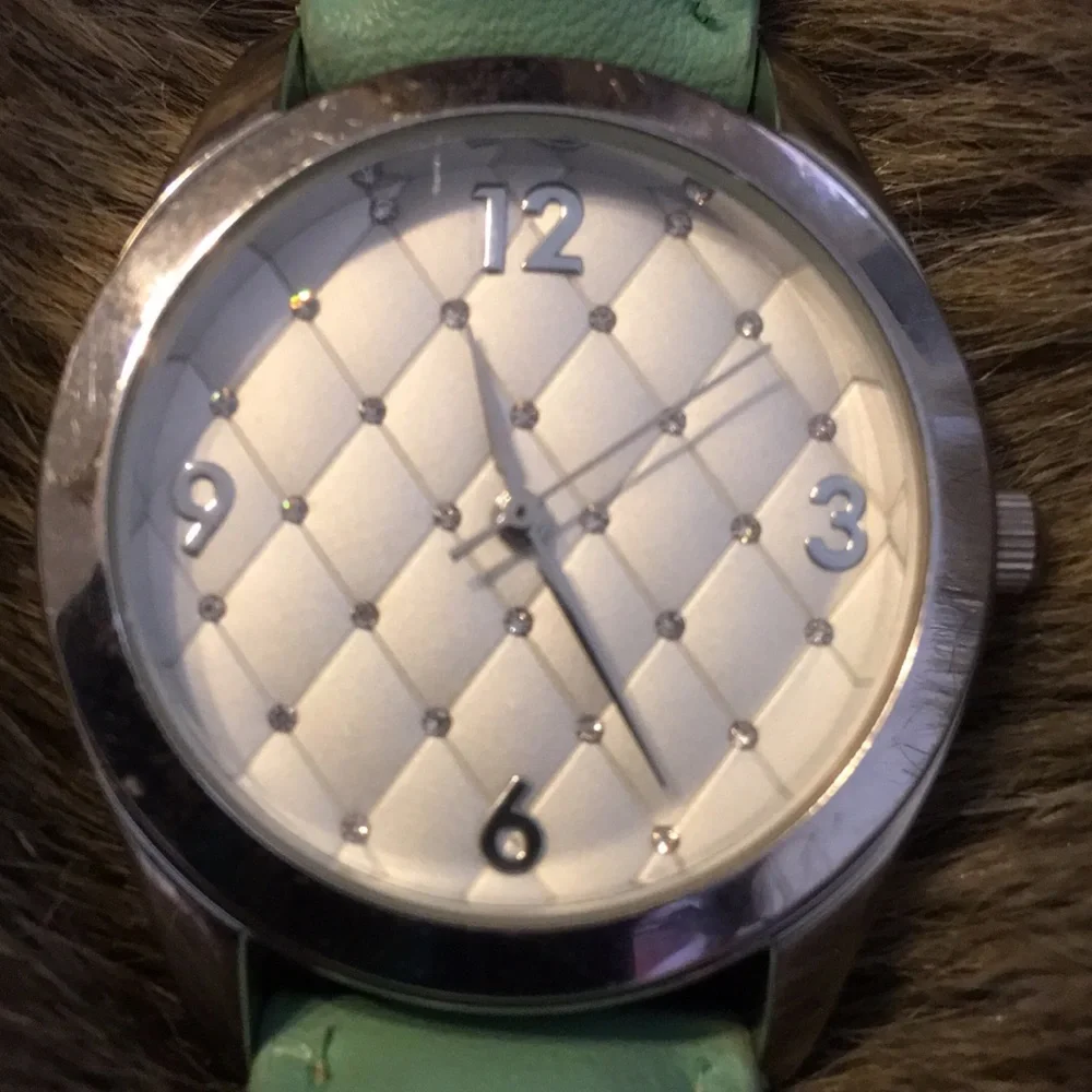 Ladies crystal quilt mint imitation leather watch